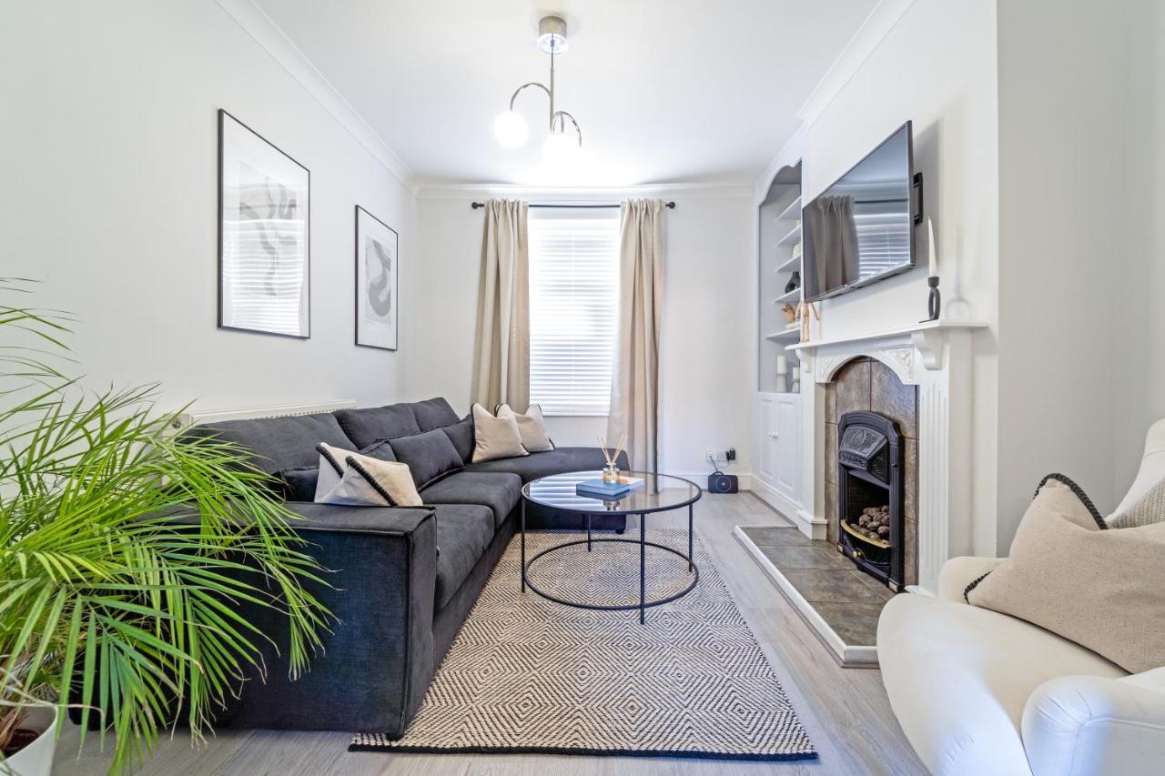 Southview Stays - Three Bedroom House Chester Exterior photo