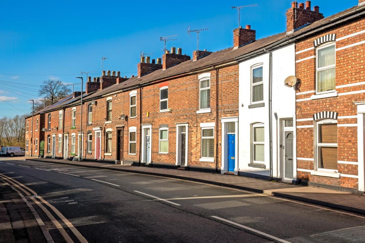 Southview Stays - Three Bedroom House Chester Exterior photo