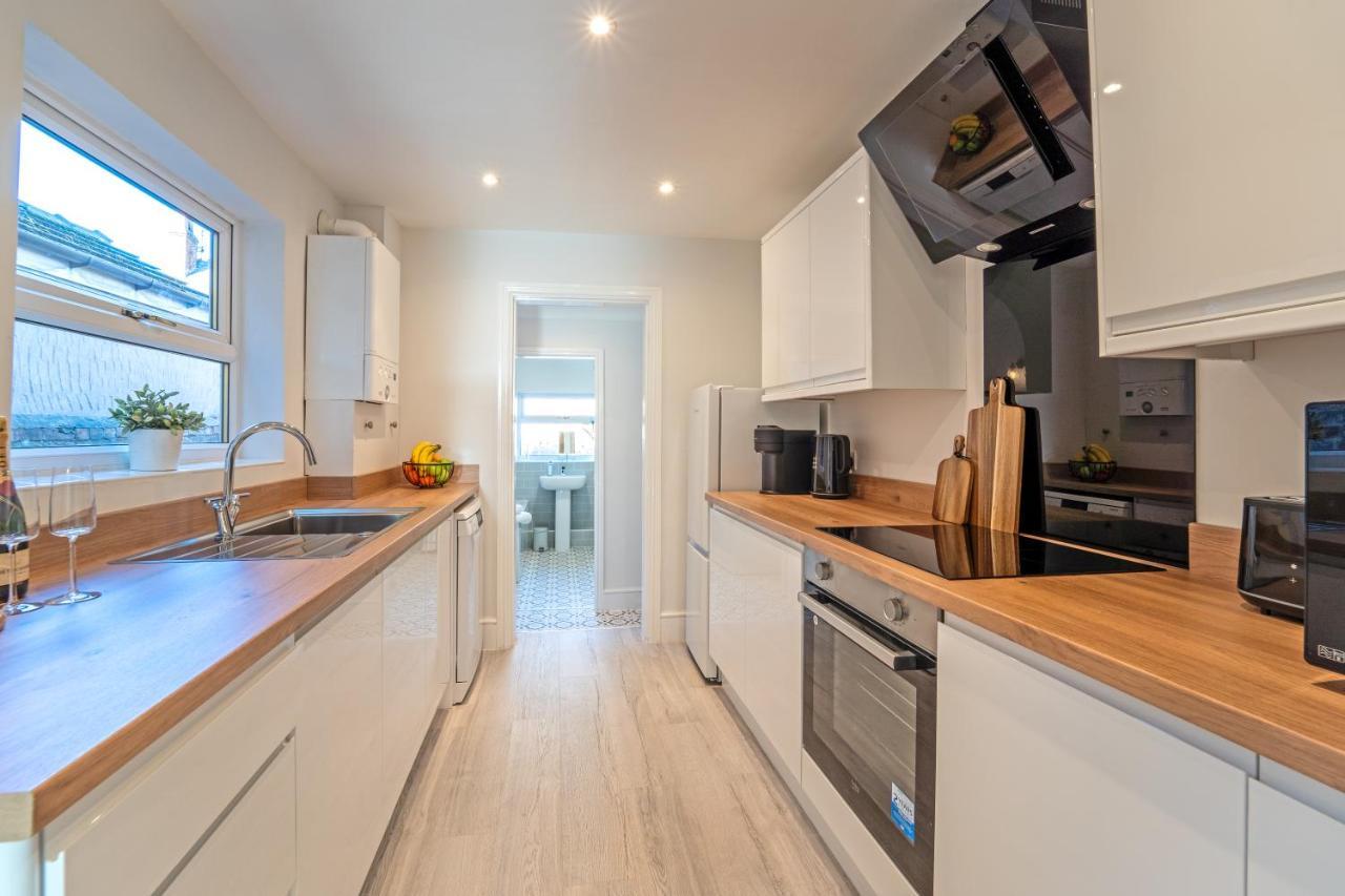 Southview Stays - Three Bedroom House Chester Exterior photo